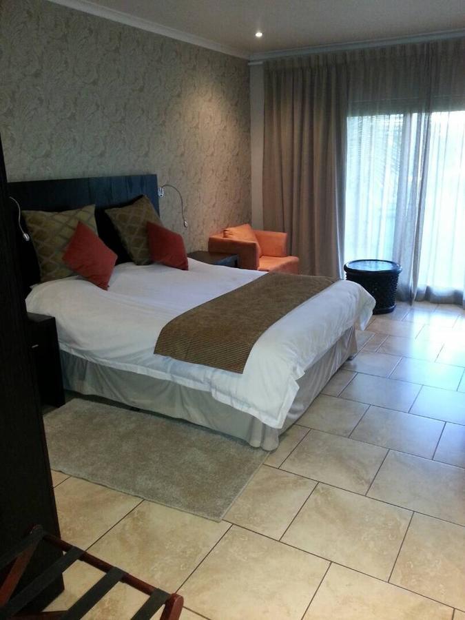 Planet Hotel Hollybum Lubumbashi Exterior photo