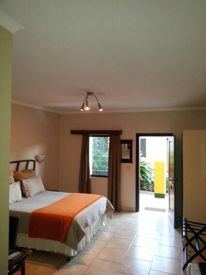 Planet Hotel Hollybum Lubumbashi Exterior photo